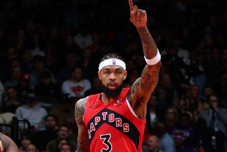 开云APP-猛龙28分大胜雄鹿：奎克利32+9赛季第二高 英格拉姆22+6